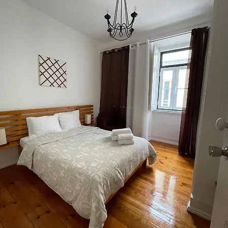 Rustic M2 R1 - Amazing Double With Shared Bathroom Vendégház 3*